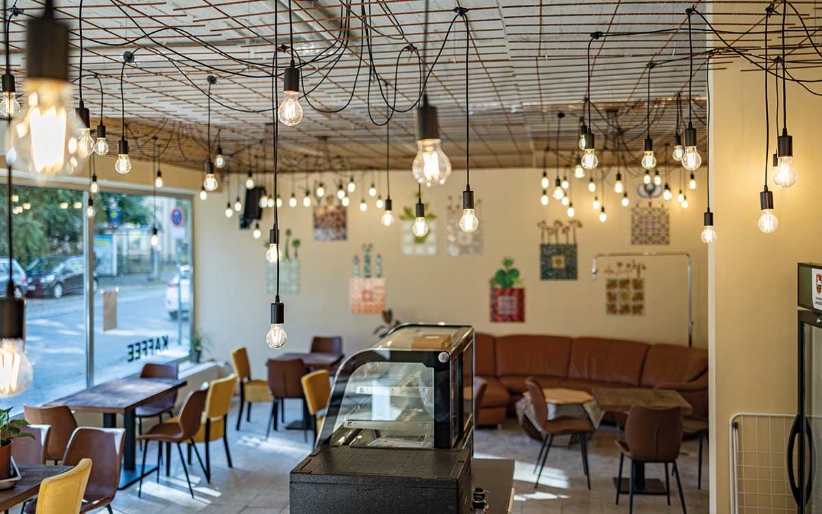 Gemütliches Bistro im Eingangsbereich